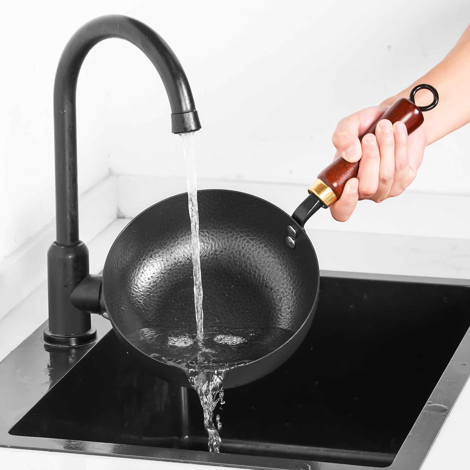 VIVIDCOOKWARE, versatilidad para salteados, pastas y sopas en una olla compacta.