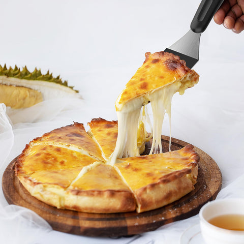 Volikos espátula con mango de goma, cómodo manejo incluso a alta temperatura.