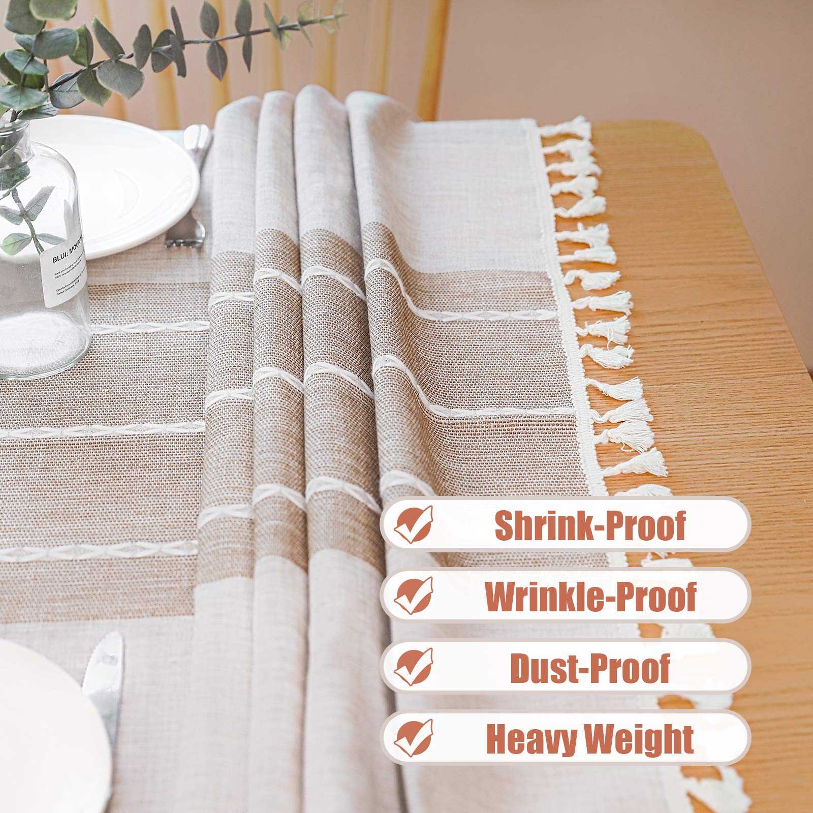 Detalles de borlas y costuras en el mantel Vonabem para ocasiones especiales.