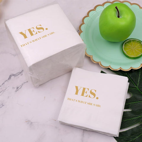 VOWFOO diseño premium en servilletas para una presentación elegante.