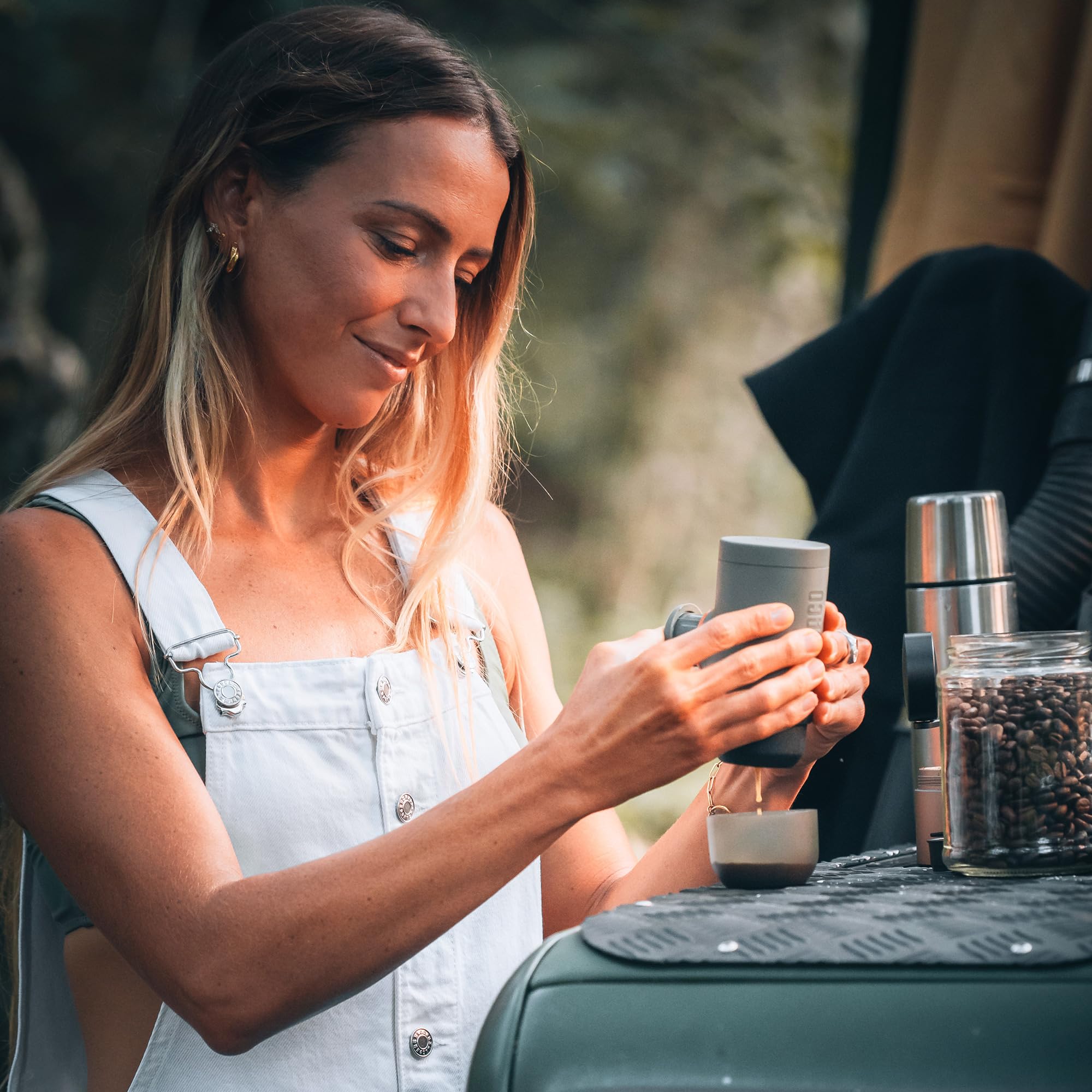 WACACO Minipresso GR2 cesta ajustable 8–12 g, molienda personalizada.