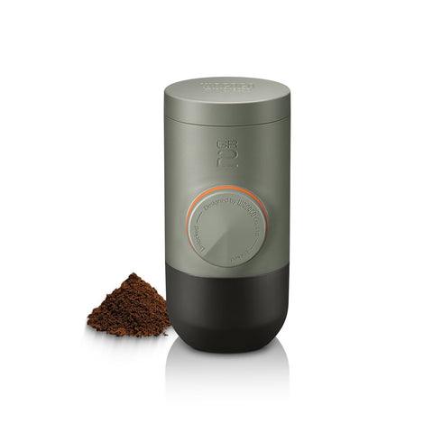 WACACO Minipresso GR2 portátil para espresso en exteriores.