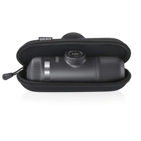 Nanopresso Case con mosquetón integrado para enganchar a la mochila