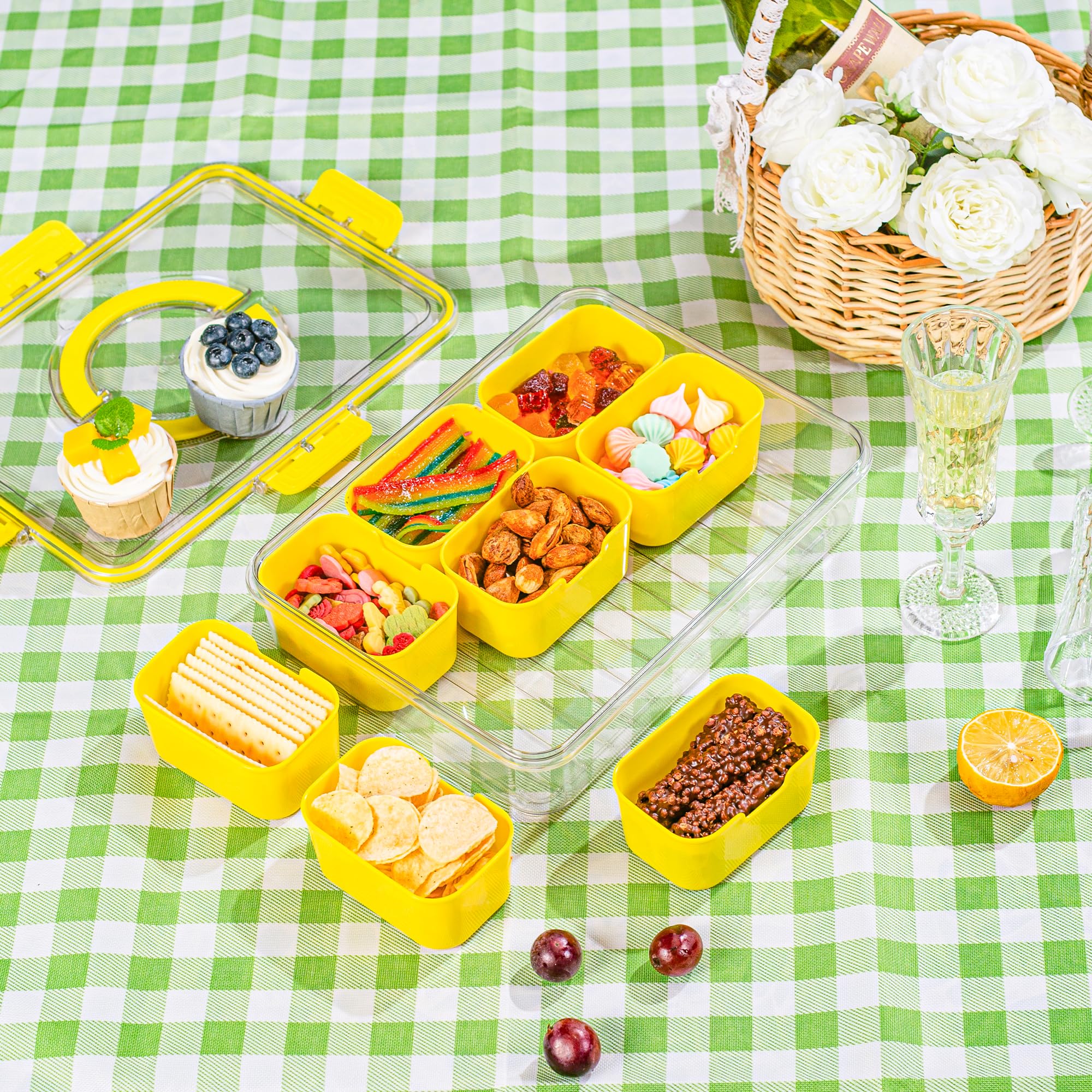 Bandeja para meriendas divisiones con cierre ideal para picnics y viajes.