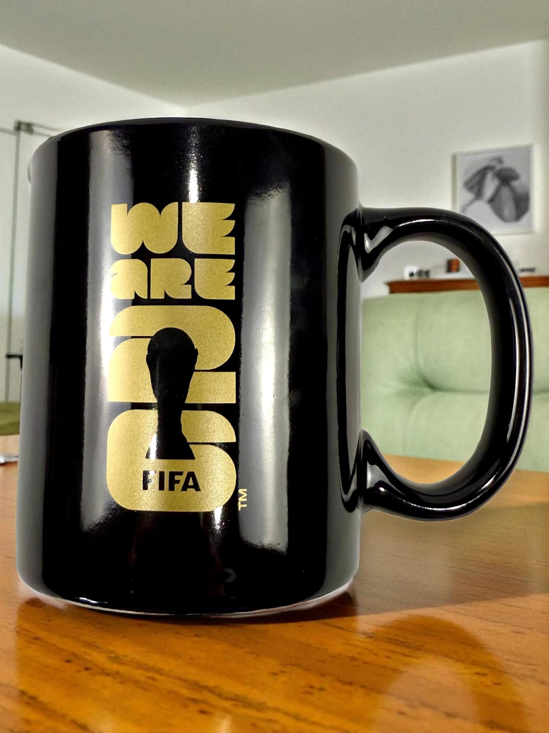 Taza Wagon International 12oz empaque edición coleccionable lista para regalo.