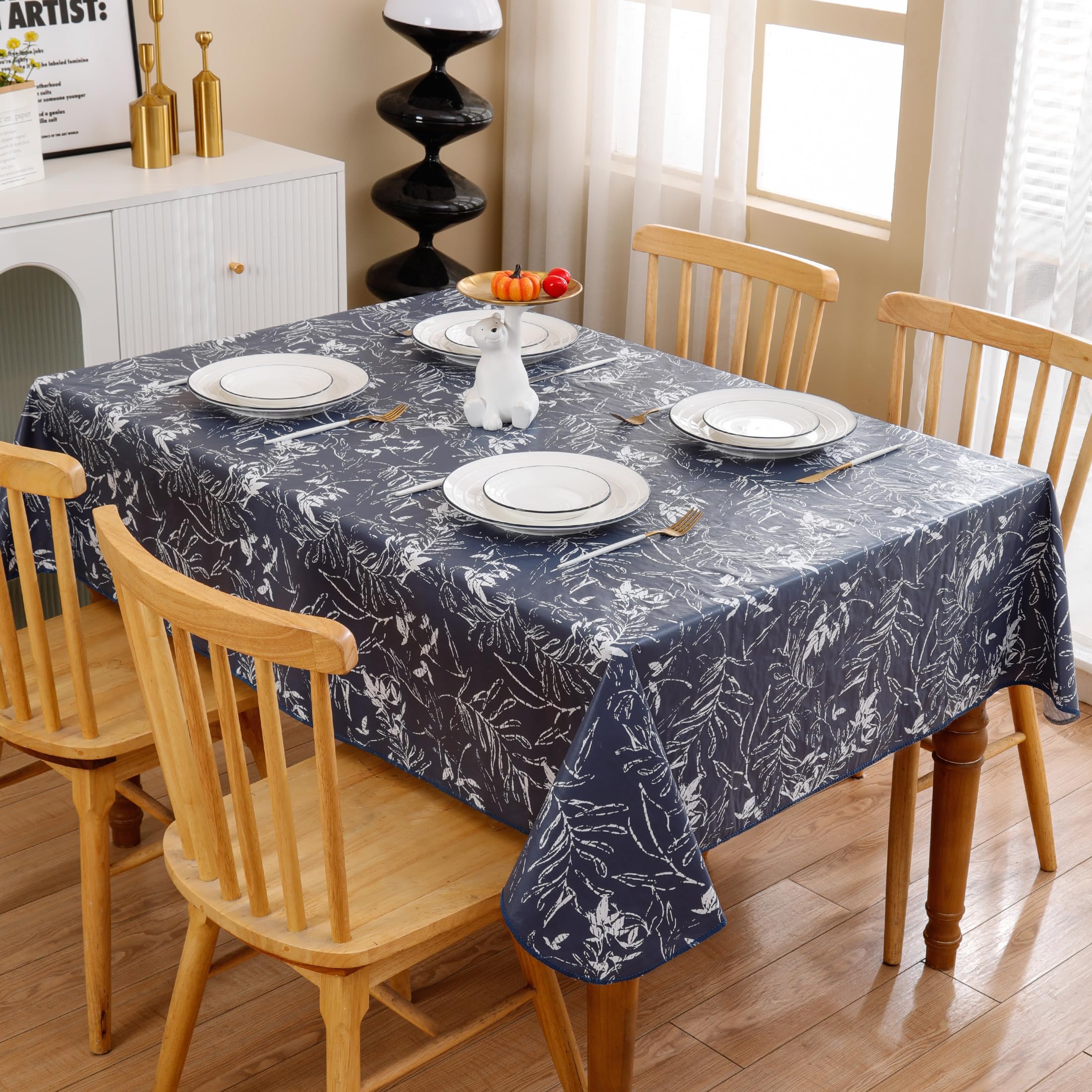 Mantel Walrus con patrón de hojas azules para un estilo elegante en la mesa.