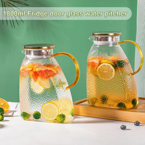 WARMSIMPLE Jarra con patrón martillado y mango dorado, toque elegante en la mesa.