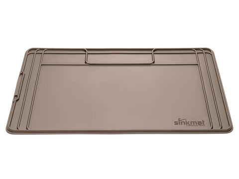 WeatherTech SinkMat con borde elevado protege contra derrames bajo el fregadero