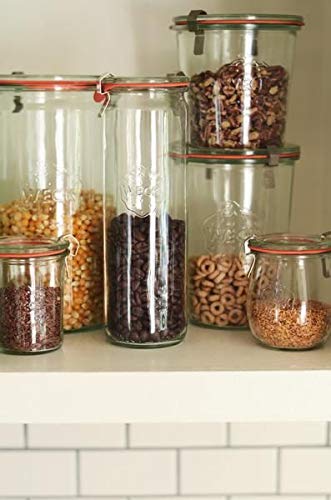Frascos WECK libres de BPA para conservar ingredientes frescos.