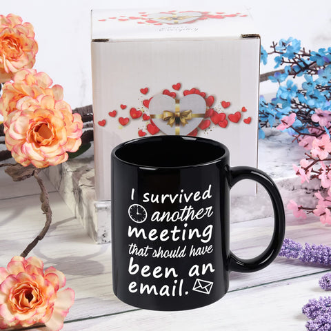 Taza Wenassy en caja regalo elegante, lista para sorprender.