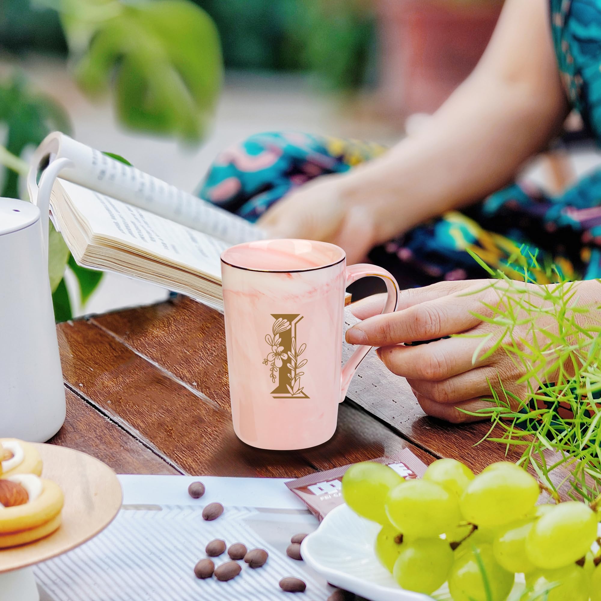 Taza cerámica WENSSY inicial I con flor rosa, duradera y fácil de lavar.