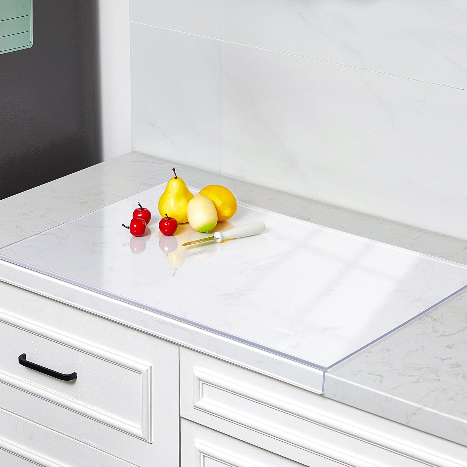 Wesiti tabla de corte acrílica clara 30x20, superficie estable para cortar verduras y frutas.