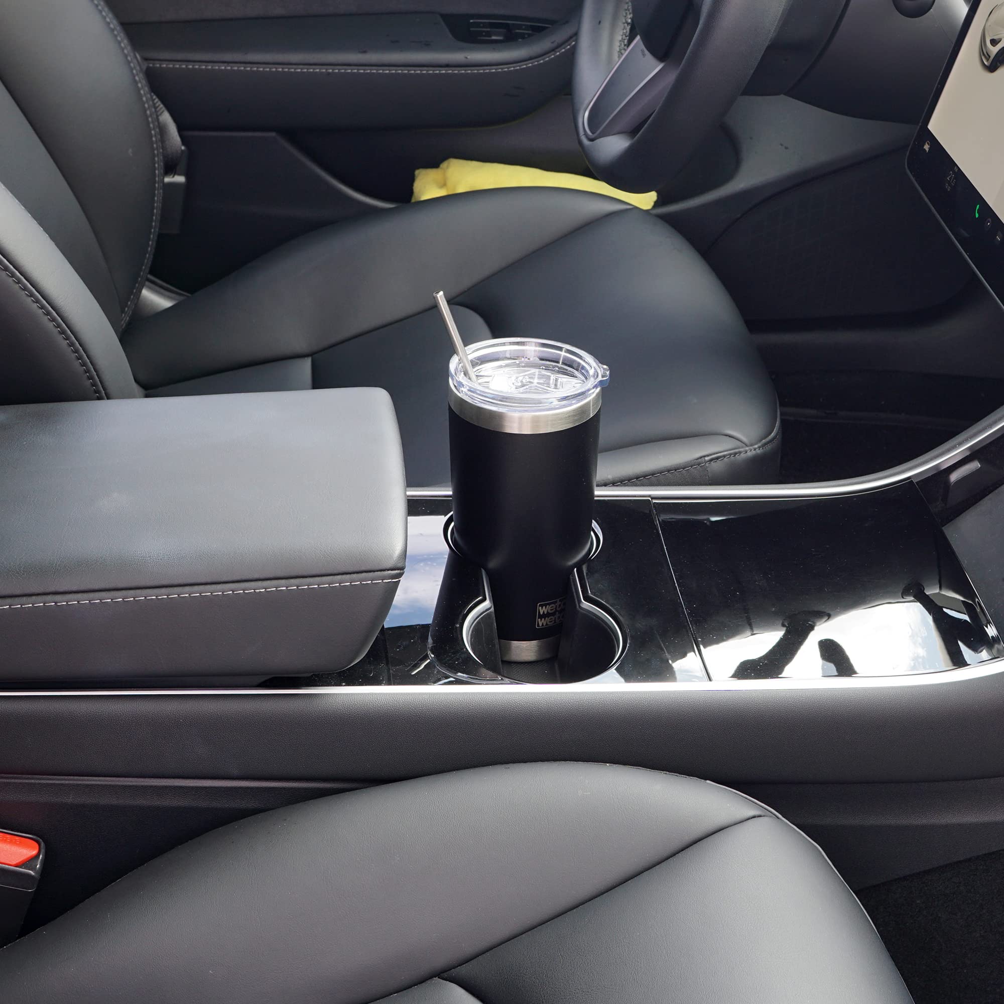 Wetoweto tumbler ideal para viaje y actividades al aire libre.