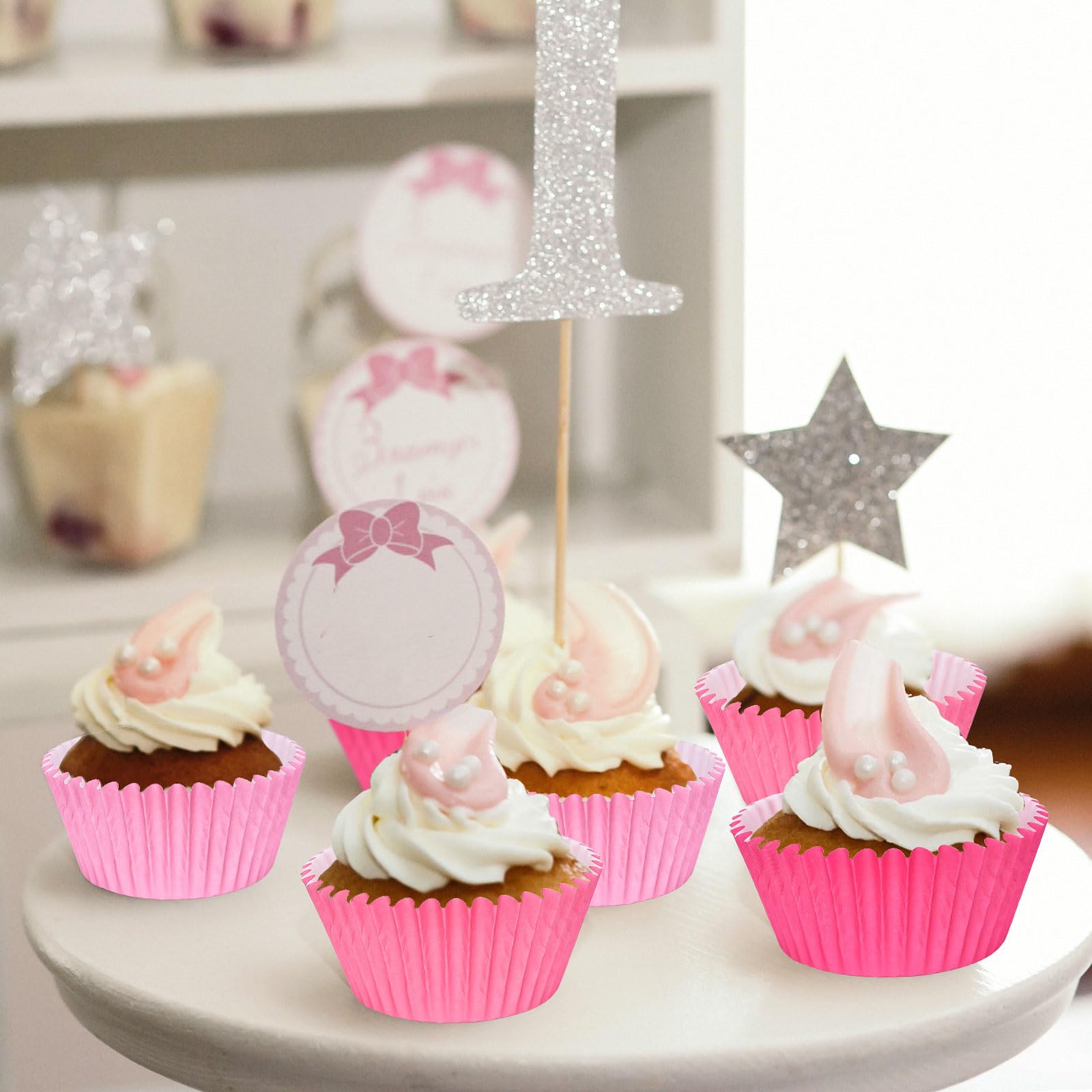 Whaline resistencia a grasa en bases para cupcakes, presentación limpia.