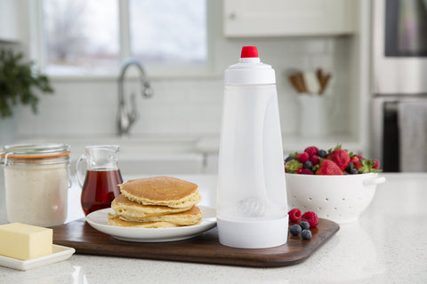 Whiskware primer plano del BlenderBall interno que mezcla sin grumos rápidamente