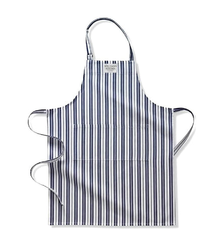 Delantal clásico Williams-Sonoma en azul marino ofrece protección diaria y comodidad al cocinar.