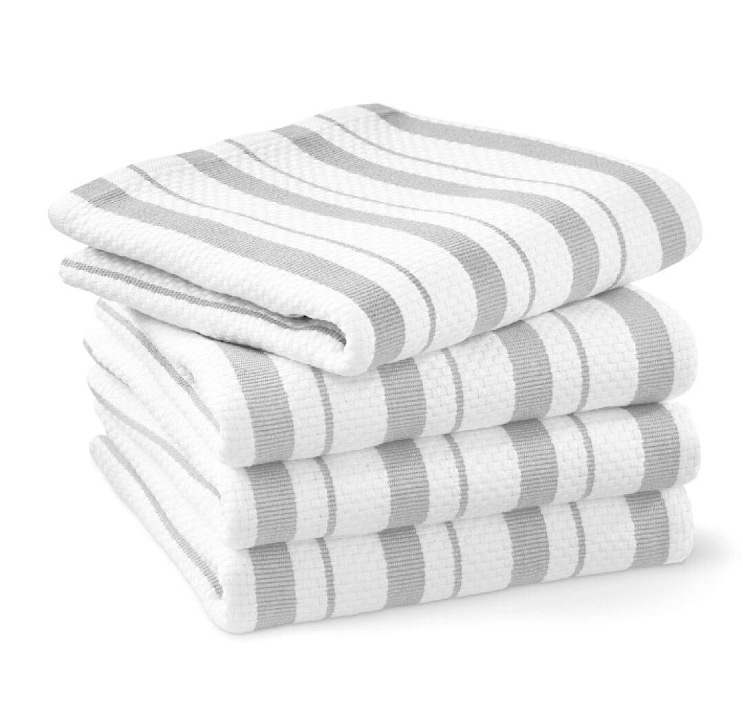 Toallas Williams-Sonoma rayadas clásicas, suaves y absorbentes para la cocina diaria.