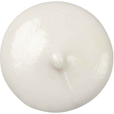 Derretidos en cuenco, cobertura suave para golosinas con Wilton Candy Melts blanco.