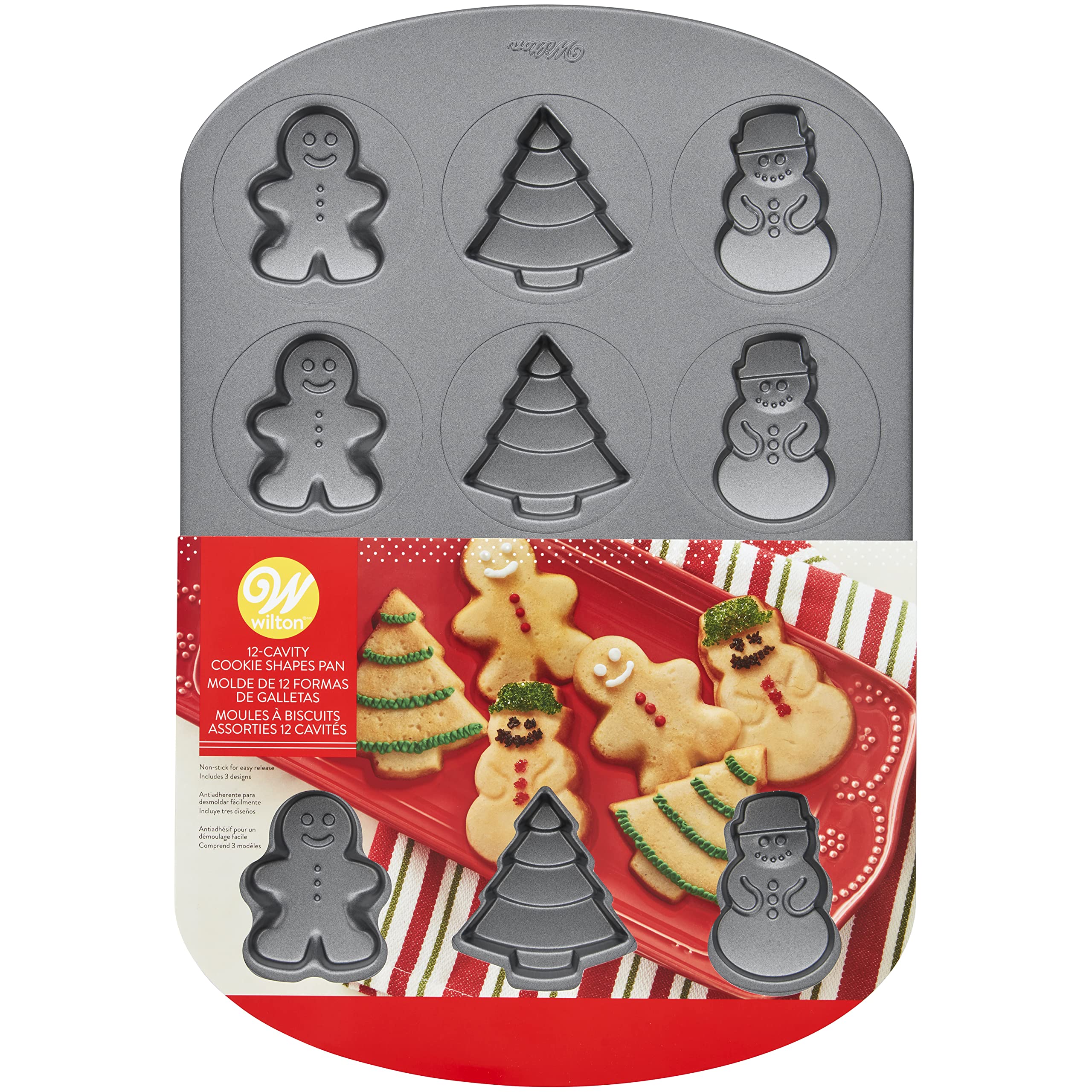 Galletas horneadas con molde Wilton, listas para decorar y compartir.