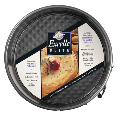 Molde Wilton Excelle Elite de 6 pulgadas para desmoldado limpio de tartas.