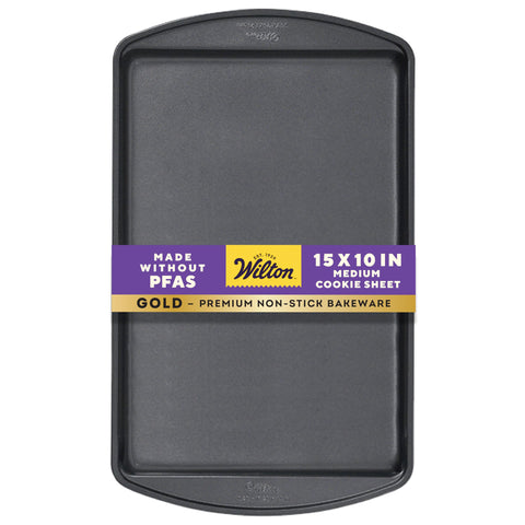 Wilton Gold Premium bandeja mediana sin PFAS para hornear galletas y más.