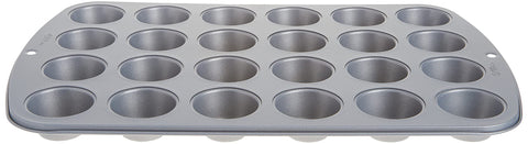 Wilton Recipe Right: acero de peso pesado para cocción homogénea.