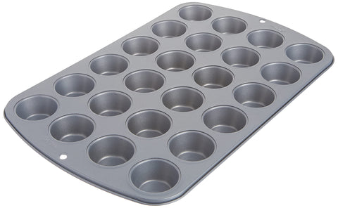 Wilton Recipe Right: molde mini magdalenas 24 tazas, desmolde sencillo gracias al antiadherente.