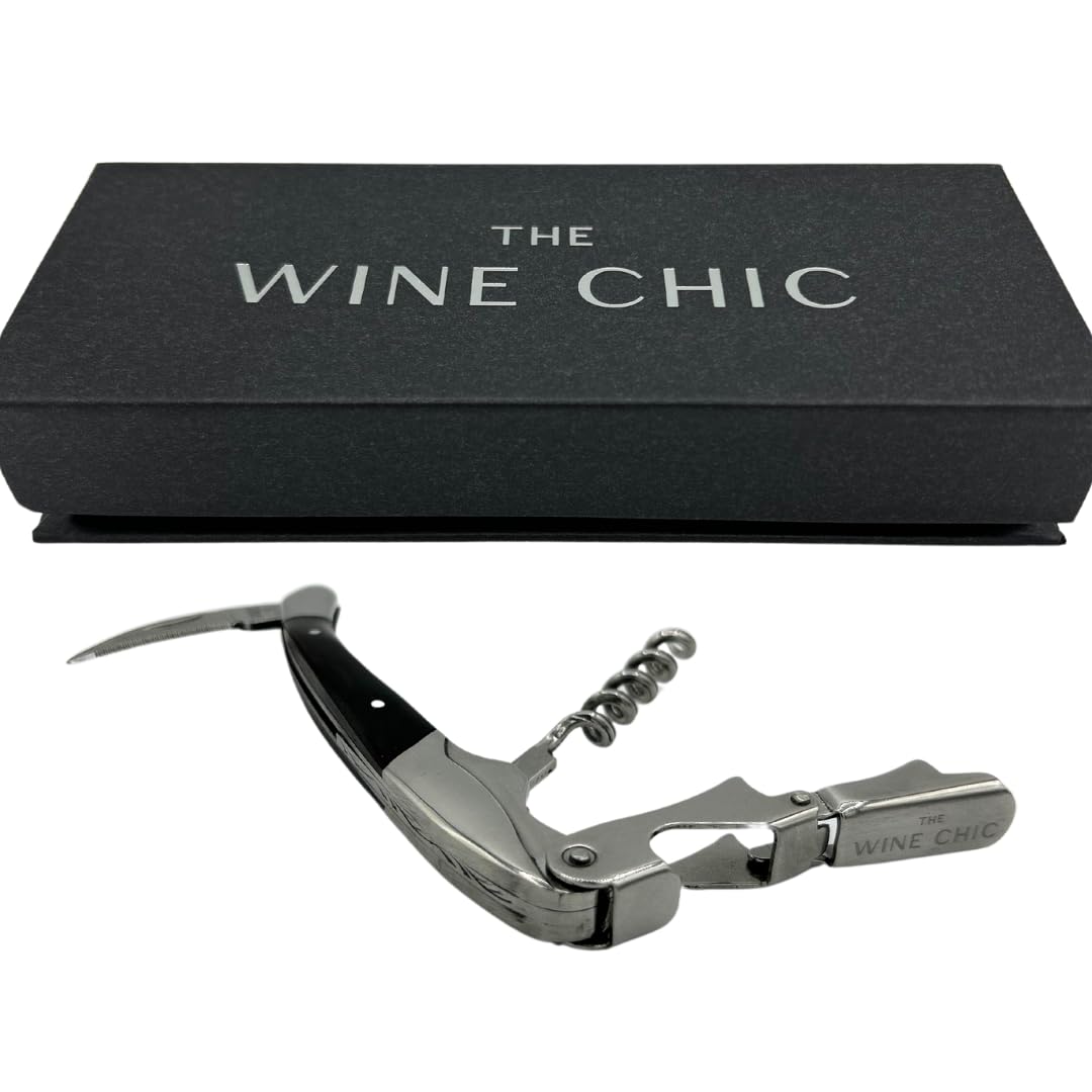Wine Chic abrebotellas integrado simplifica la apertura de bebidas.