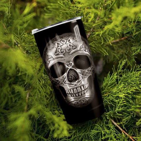 winorax Skull Tumbler, diseño personalizado para regalos memorables.