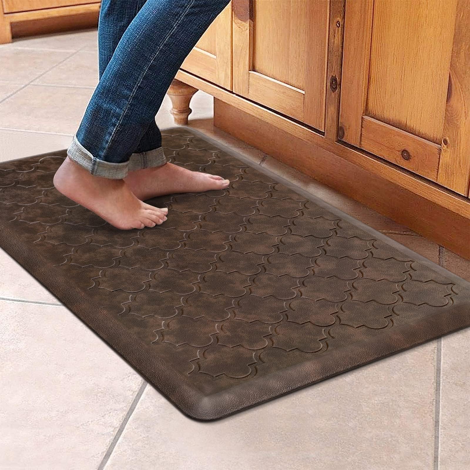Alfombra de cocina WISELIFE amortiguada para mayor confort al cocinar de pie.