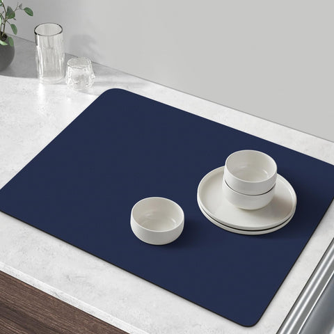 Diseño azul de WiseLife que añade estilo moderno a la cocina.