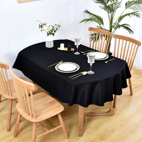 Mantel Wolkemer oval con diseño monobloque y bordes rematados para elegancia duradera