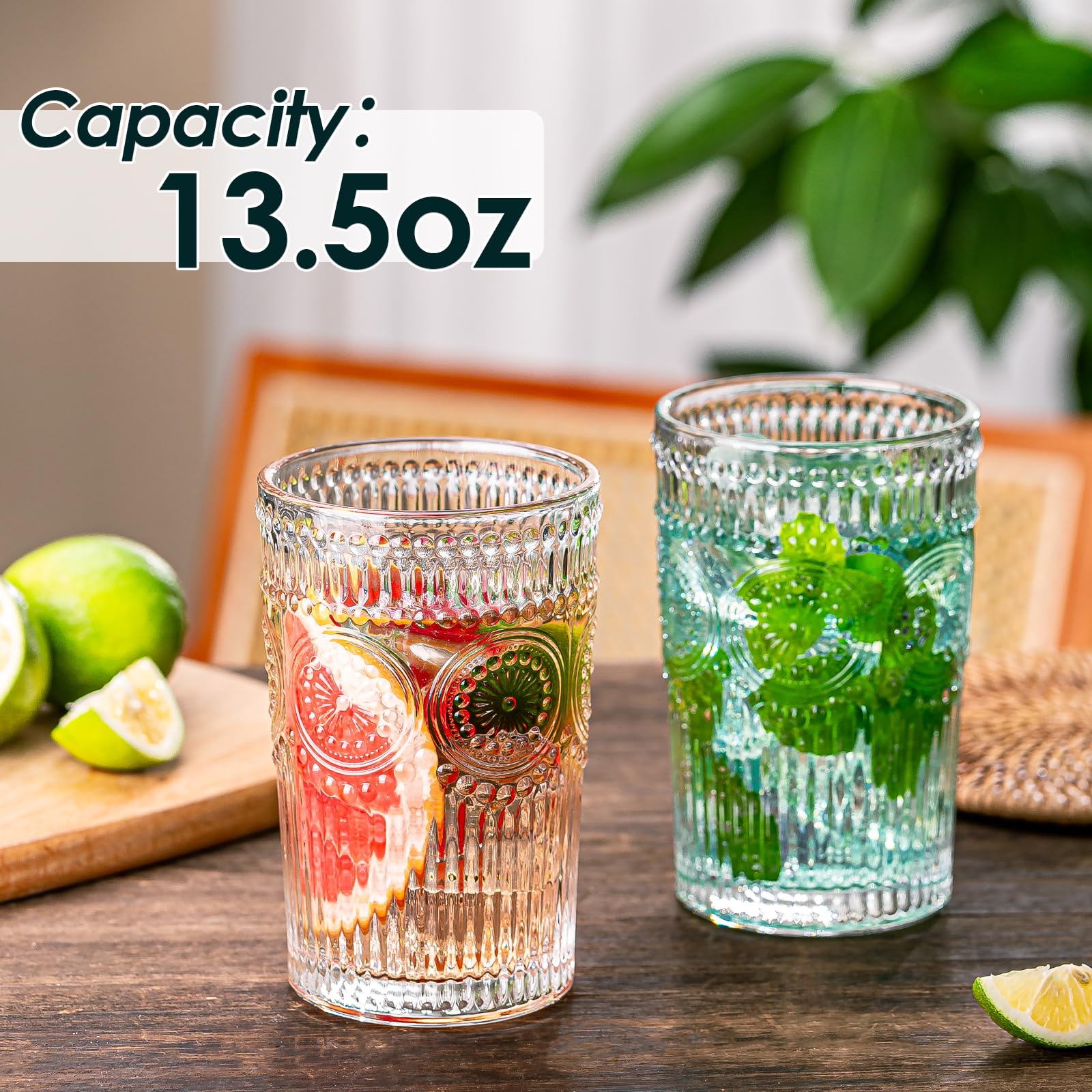 Vaso wookgreat vintage con textura rayada para bebidas elegantes.