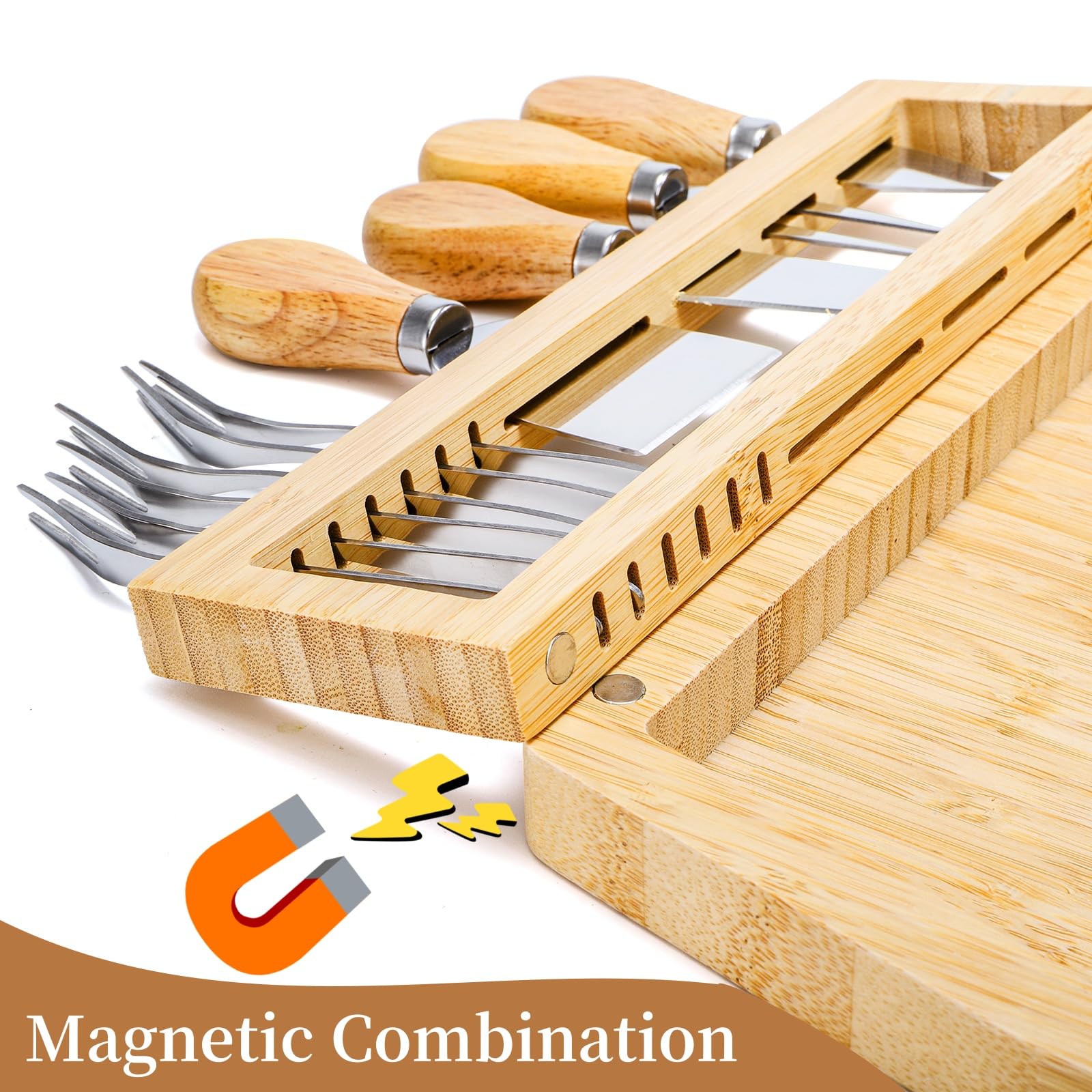 WRINGKIT tabla de quesos en bambú con cuencos cerámicos para salsas.