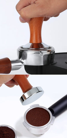 Prensador WYLOSUA de 51mm con mango de madera ergonómico para agarre cómodo.