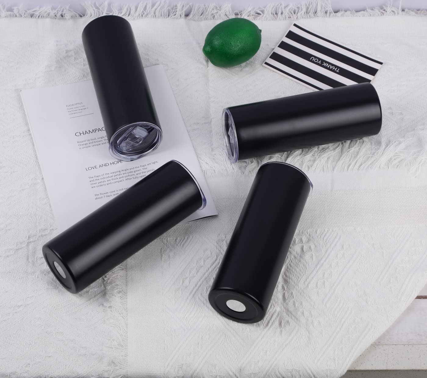 Acero inoxidable 304-18/8, resistente y duradero para uso diario.