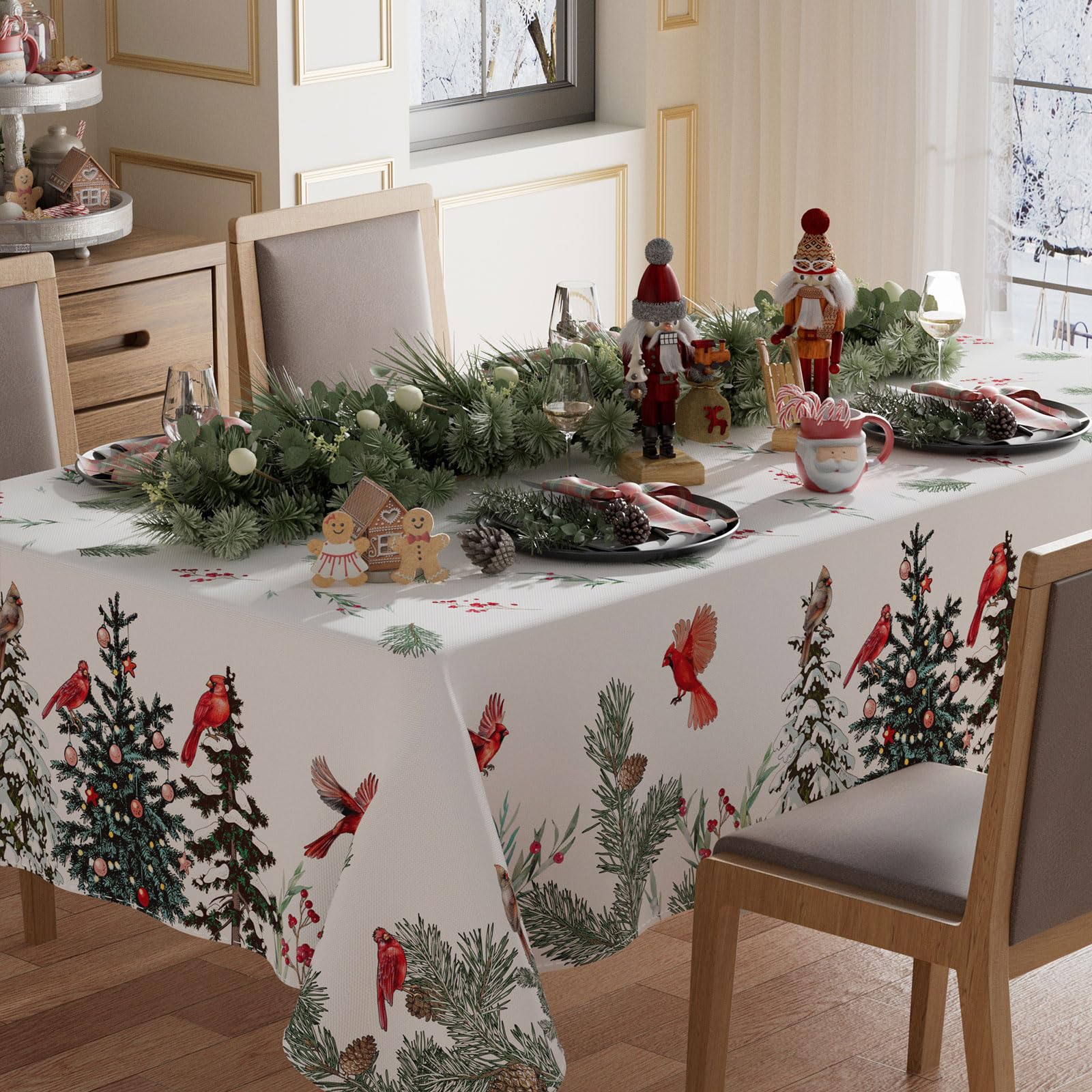 Mantel XCHI con aves cardenales en diseño invernal de pino, ideal para comidas festivas.