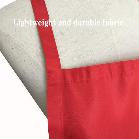 Delantal ligero e impermeable de poliéster para lavado rápido.