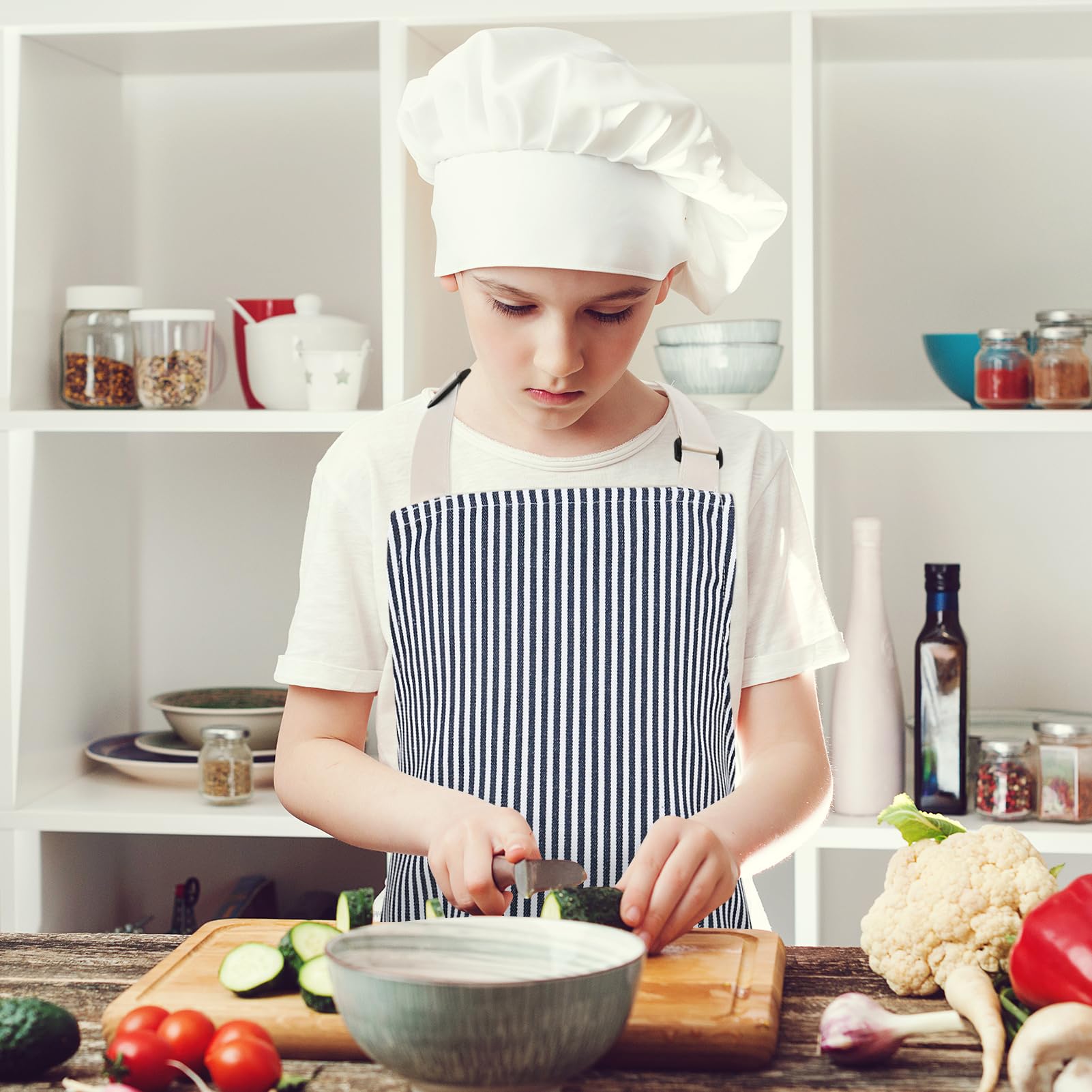 Ideal para cocinar, limpiar, pintar y jardinería con niños