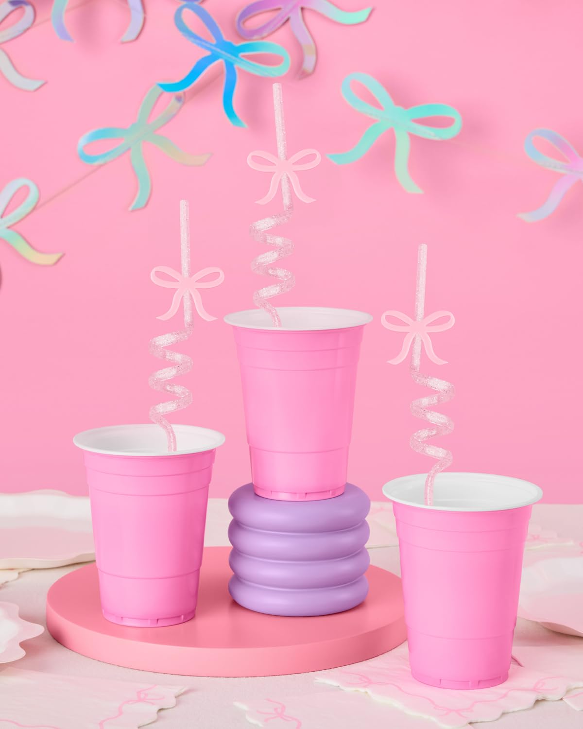 Pajilla temática para fiestas variadas, diseño reutilizable y estilo moderno.