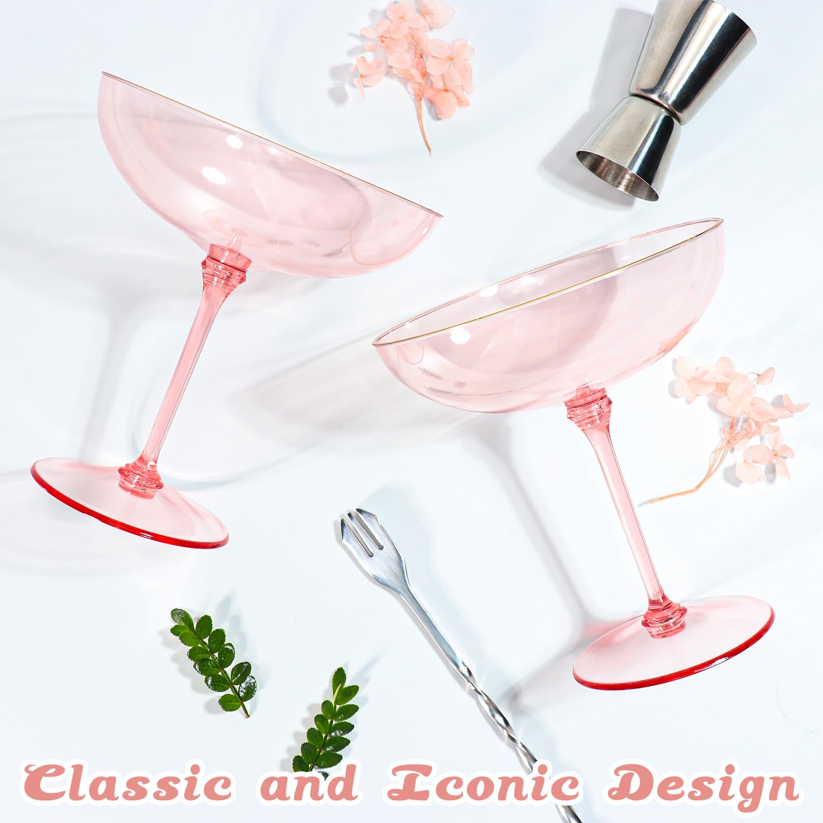 Copa martini para bodas en rosa con dorado, aporta glamour sin vidrio.