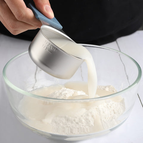 X-zrew diseño imantado para organizar la cocina.