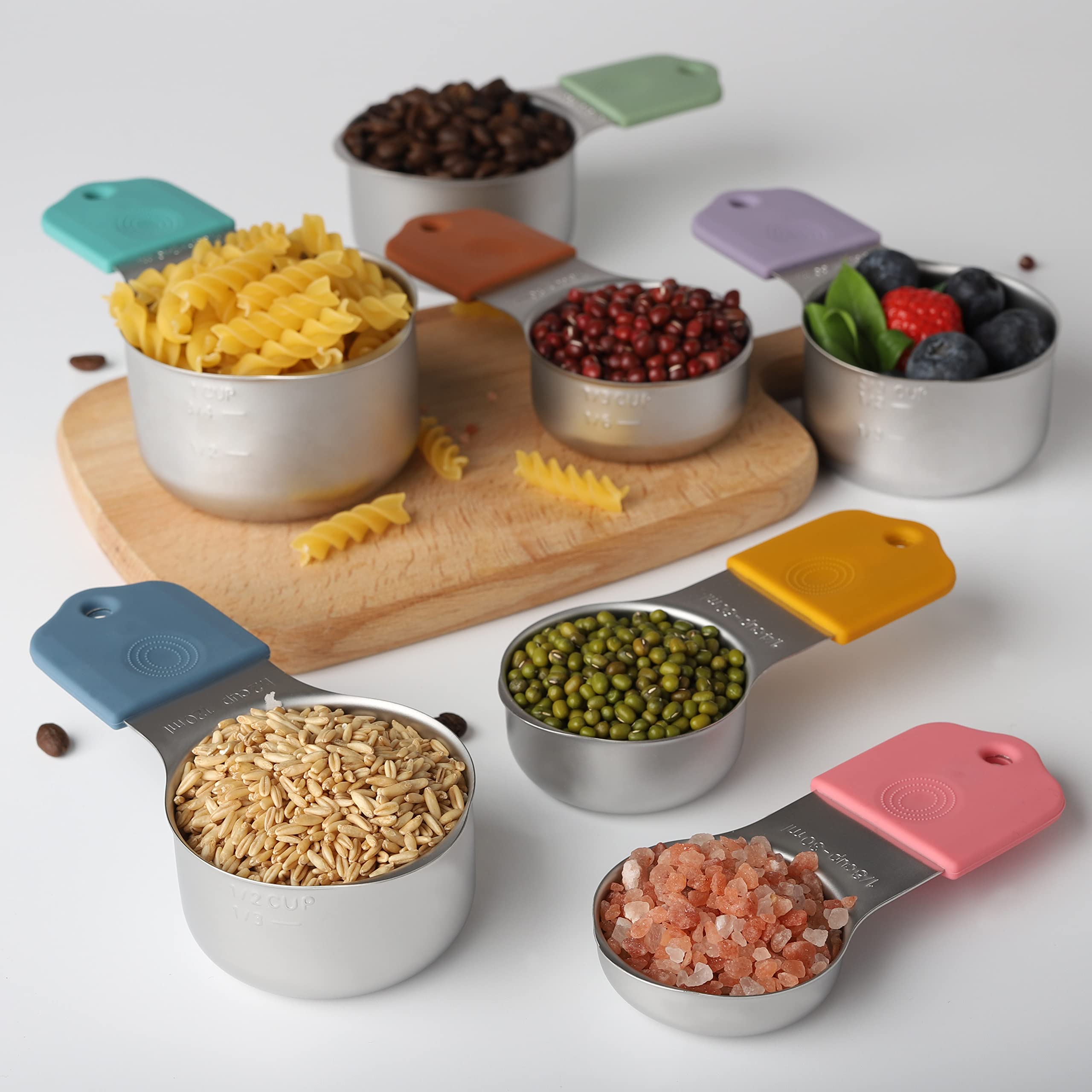 X-zrew tazas de medición apilables para ahorro de espacio.