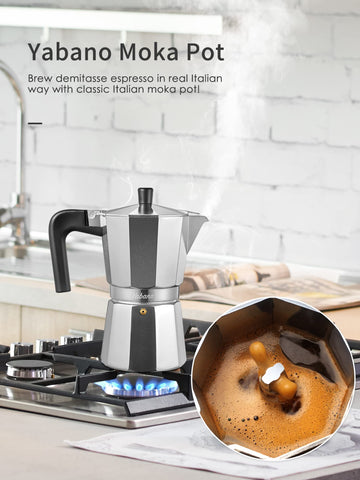 Yabano cafetera moka espresso servido en taza pequeña
