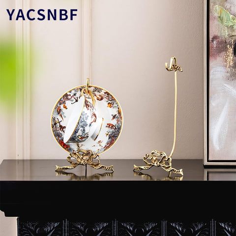 YACSNBF porta-tazas-y-platillos-bronce-oro elegante y funcional en cocinas.