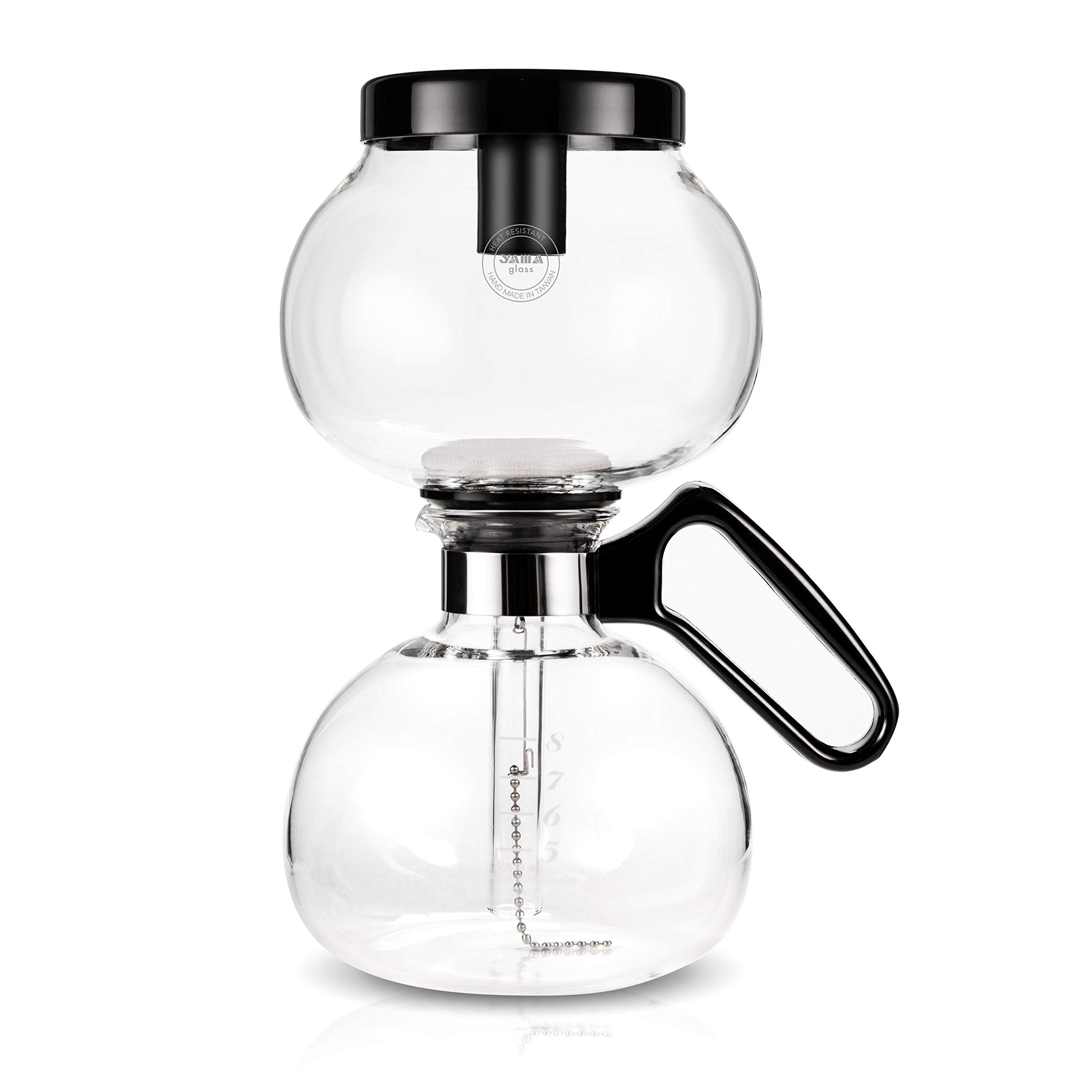 Cafetera sifón Yama Glass en estufa, mostrando capacidad para 8 tazas y servicio compartido