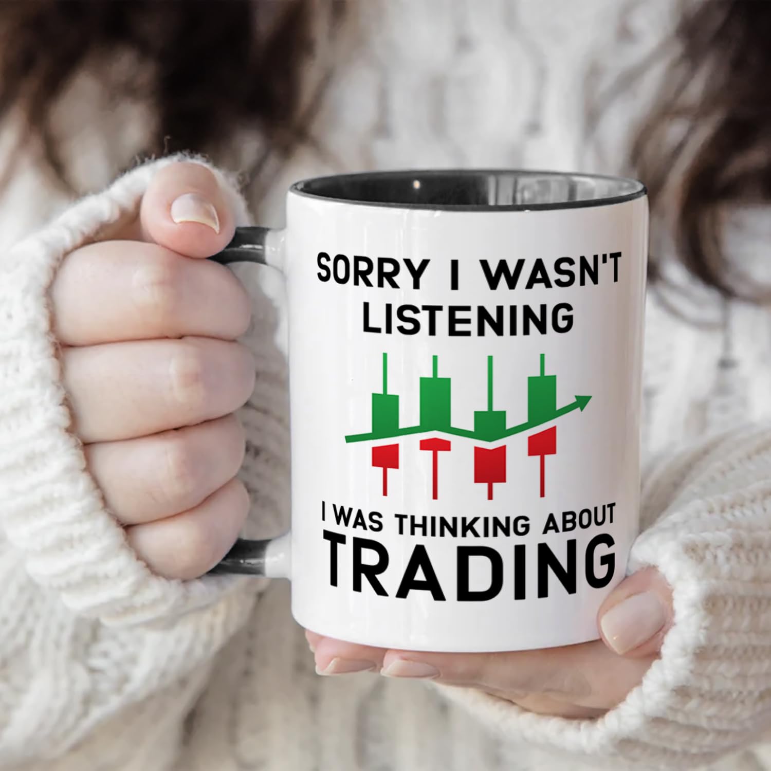Yanprint Taza Trader con diseño único que destaca en el escritorio.