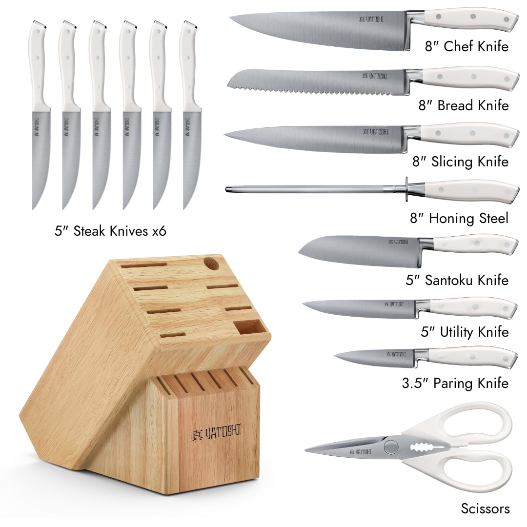 Cuchillo chef 8 pulgadas de Yatoshi para cortes precisos.