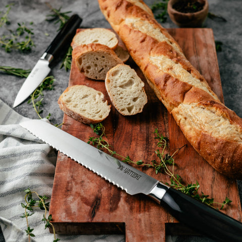 Cuchillo Santoku de 5 pulgadas Yatoshi, cortes limpios para verduras
