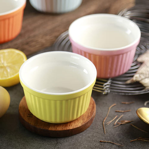 Ramequines Yazylife colores vivos para mesa festiva.